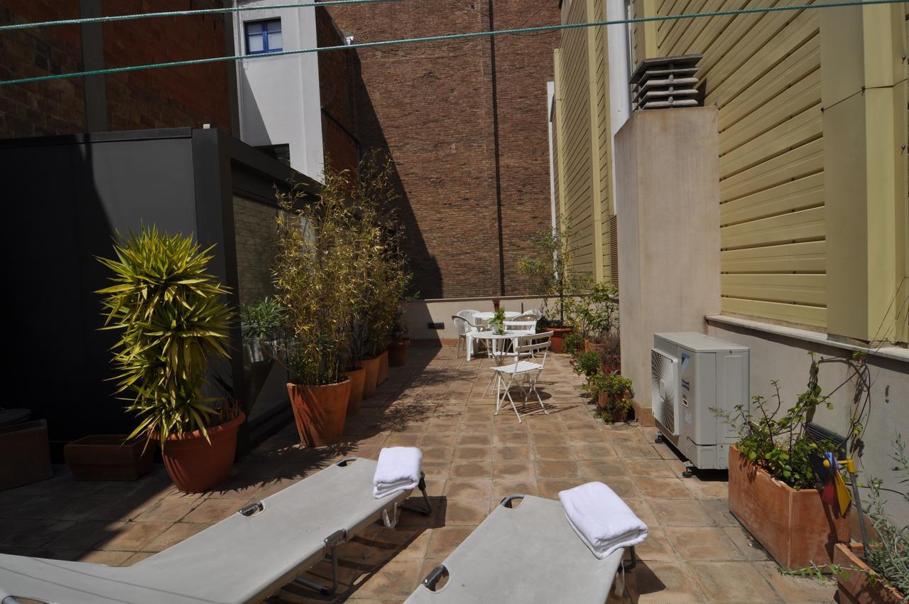 Rentbcn Gracia Deluxe Apartman Barcelona Kültér fotó