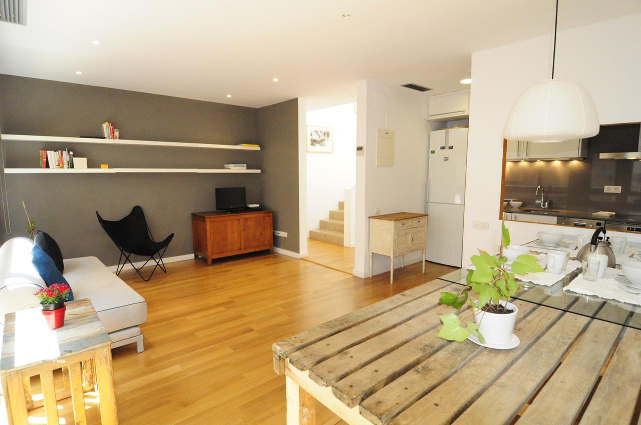 Rentbcn Gracia Deluxe Apartman Barcelona Kültér fotó