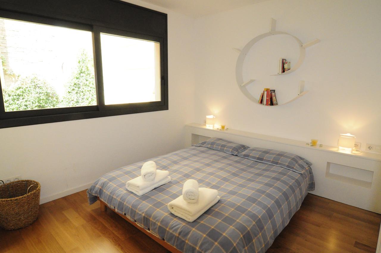 Rentbcn Gracia Deluxe Apartman Barcelona Kültér fotó